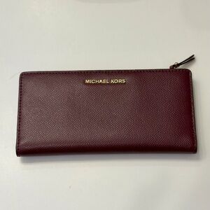 Michael Kors Large Slim Leather Snap Wallet | OS | Burgundy / Maroon